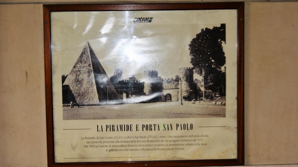 I Love Piramide Rome Exterior photo